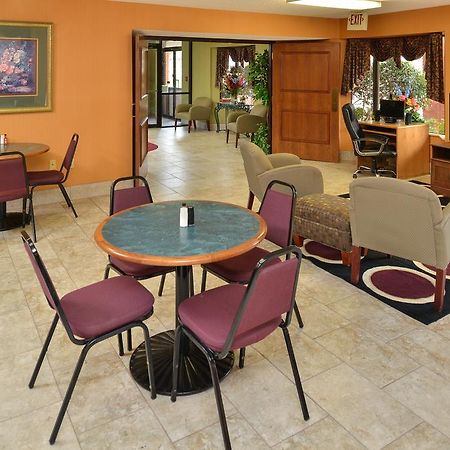 Sheridan America'S Best Value Inn & Suites מראה חיצוני תמונה
