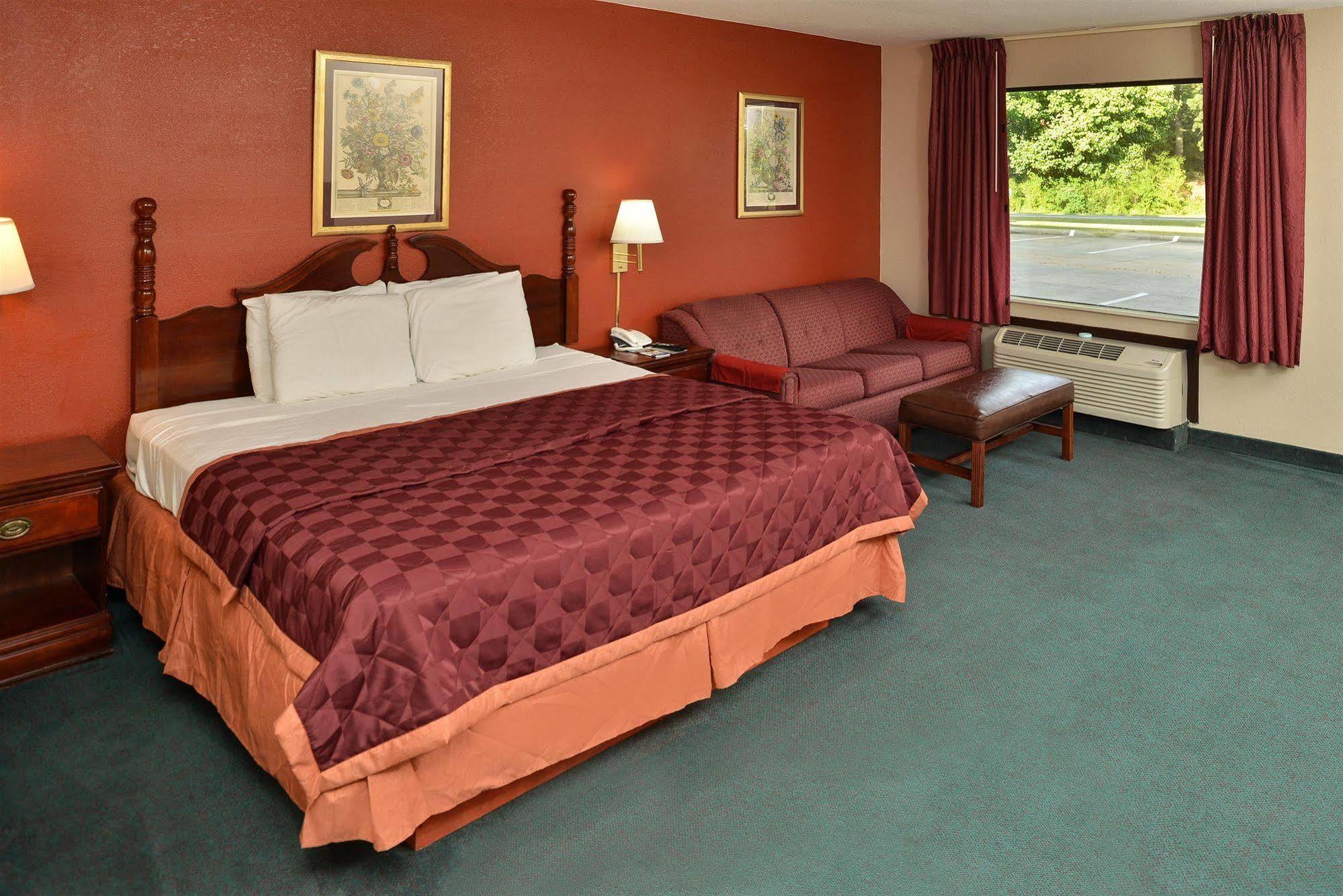 Sheridan America'S Best Value Inn & Suites מראה חיצוני תמונה